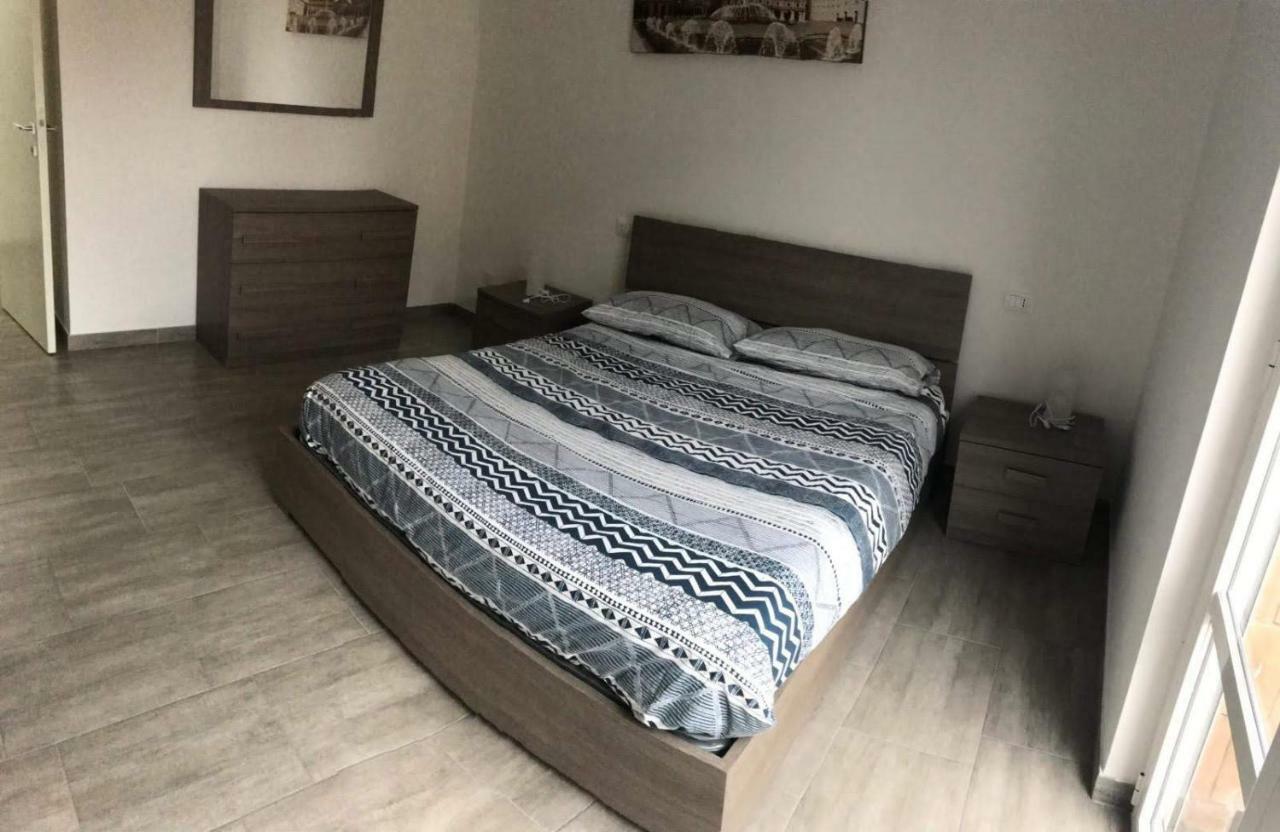 M&Y S House Vicino Alle Spiagge Lavagna Luaran gambar