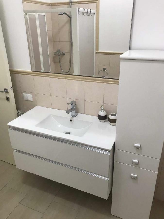 M&Y S House Vicino Alle Spiagge Lavagna Luaran gambar